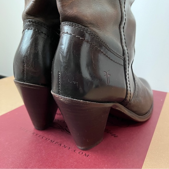 Frye Mustang pull on boot 150th Anniversary Edition. Dark brown leather Size 9m - Picture 8 of 12